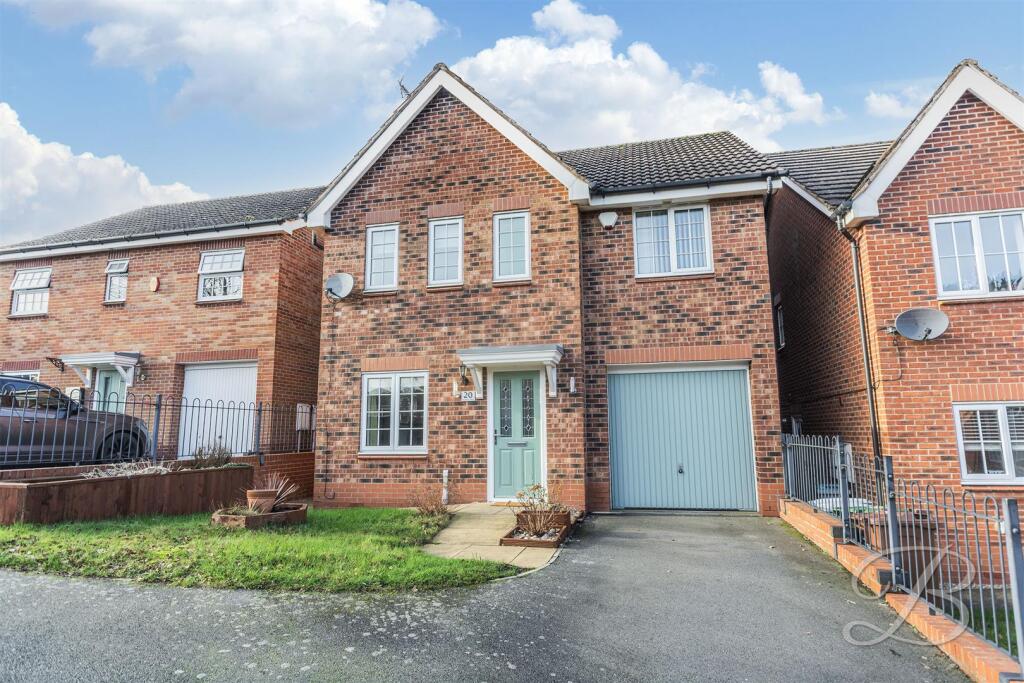 4-bed detached on Dodsley Way, Clipstone Village, Mansfield, £250,000