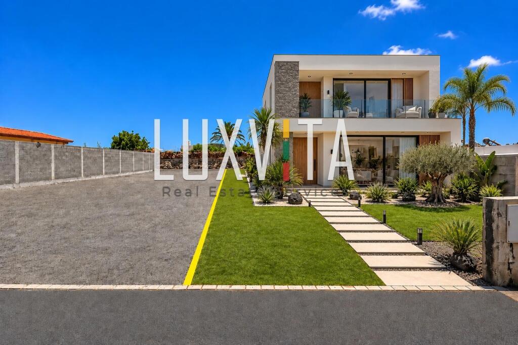 Main image of property: Canary Islands, Tenerife, Granadilla de Abona
