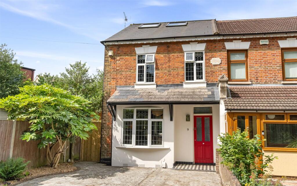 Main image of property: Oak Avenue, Hampton, TW12