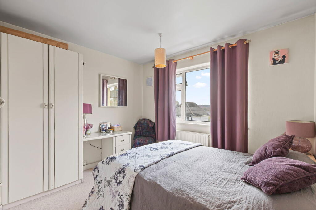 Additional image 16 of Oakfield Avenue, Gilstead, Bingley, BD16 4RA