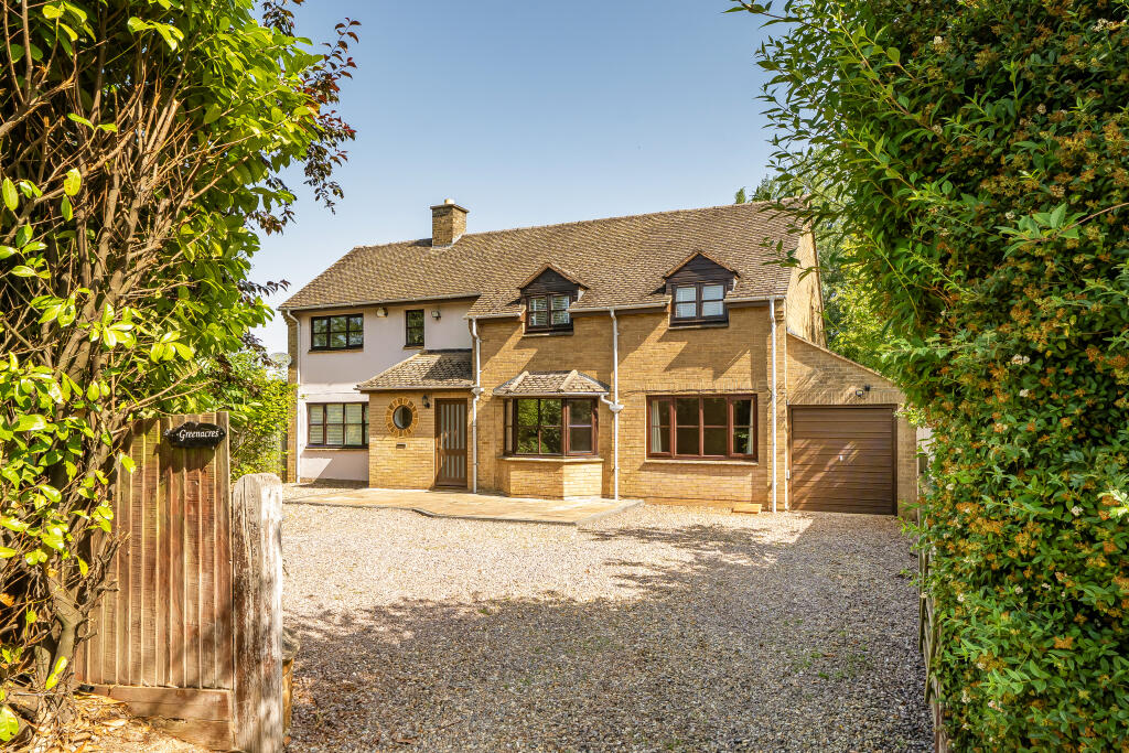 Main image of property: Clifton Road, Deddington, OX15