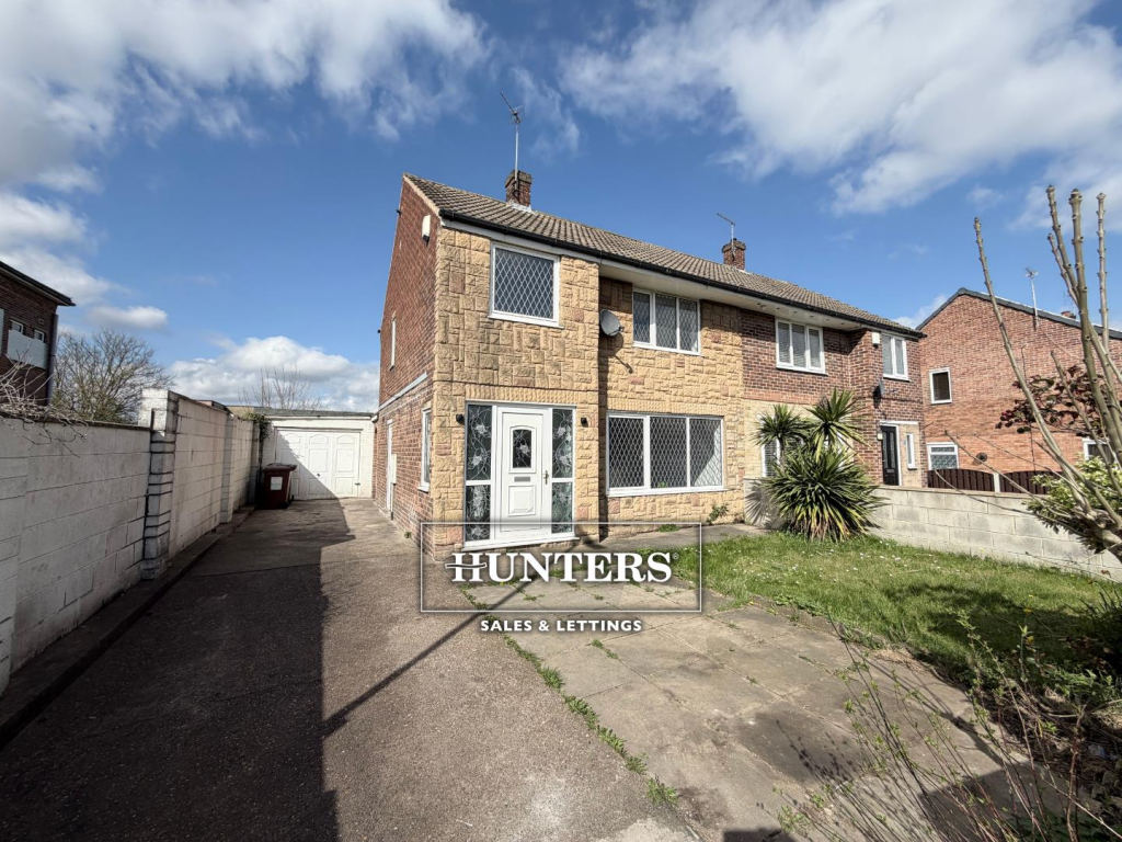 Main image of property: Chiltern Avenue, Knottingley, WF11 8EH