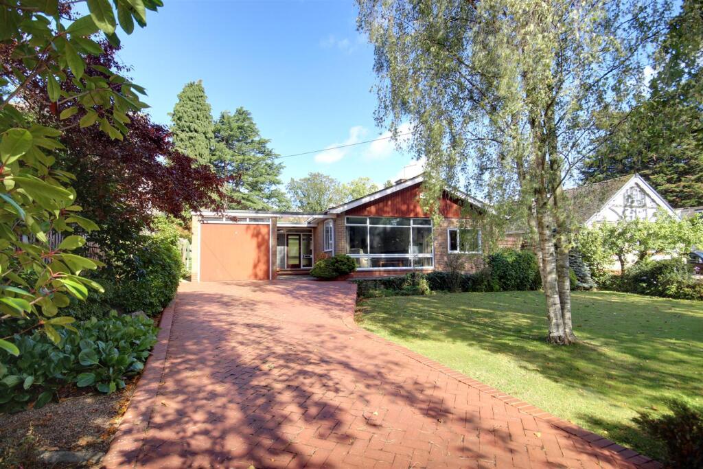 Main image of property: Southfield, Hessle