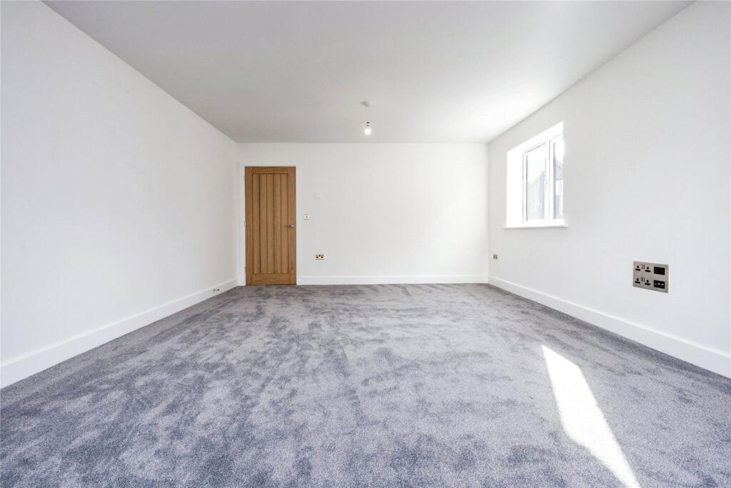 Plot 6, Harlington, Dunstable, Bedfordshire, LU5 photo 4