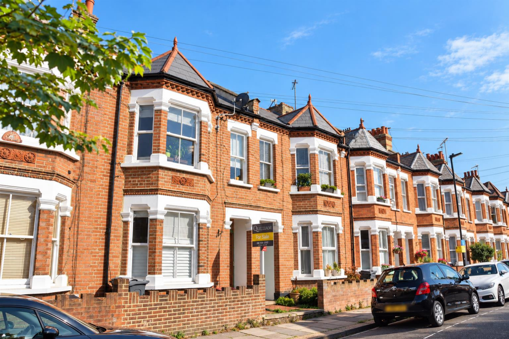 Main image of property: FFF 15 Mafeking Avenue, Brentford