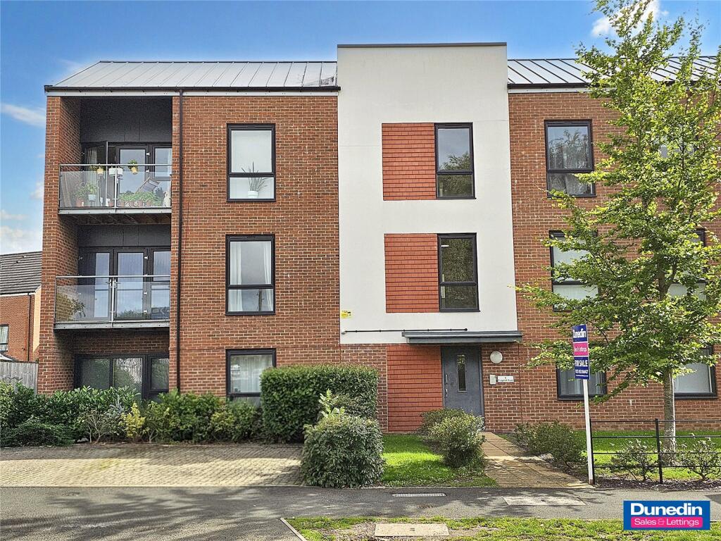1-bed flat on Frogmill Road, Northfield, Birmingham, B31, £99,950