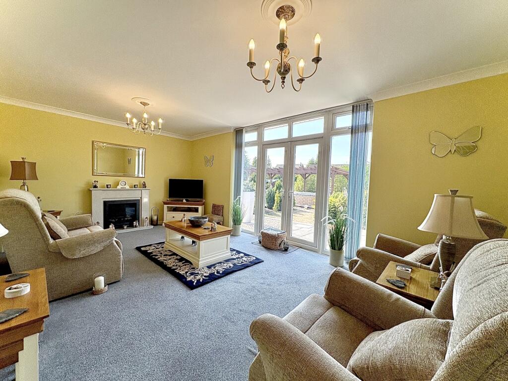 House in Dudley - More
