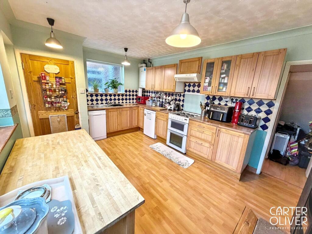House in Hinckley and Bosworth, Newbold Verdon - More