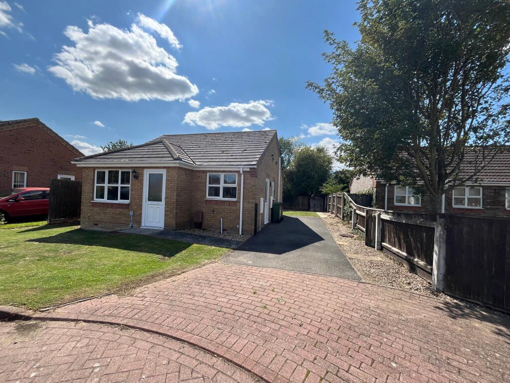 Main image of property: 21 Wellington Close, South Killingholme, Lincolnshire