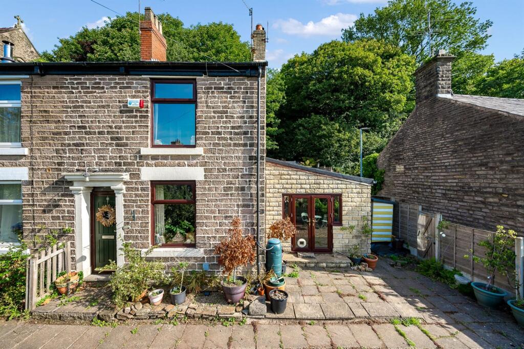 Main image of property: Mottram Road, Broadbottom, SK14