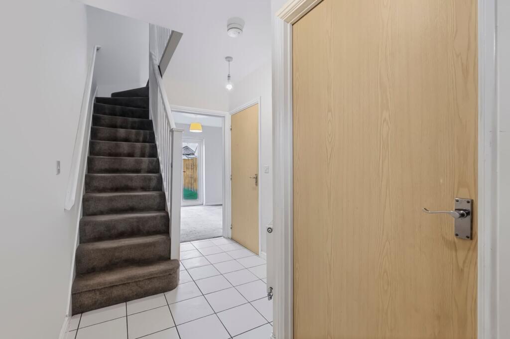 Parc Y Dyffryn, Rhydyfelin, CF37 photo 3