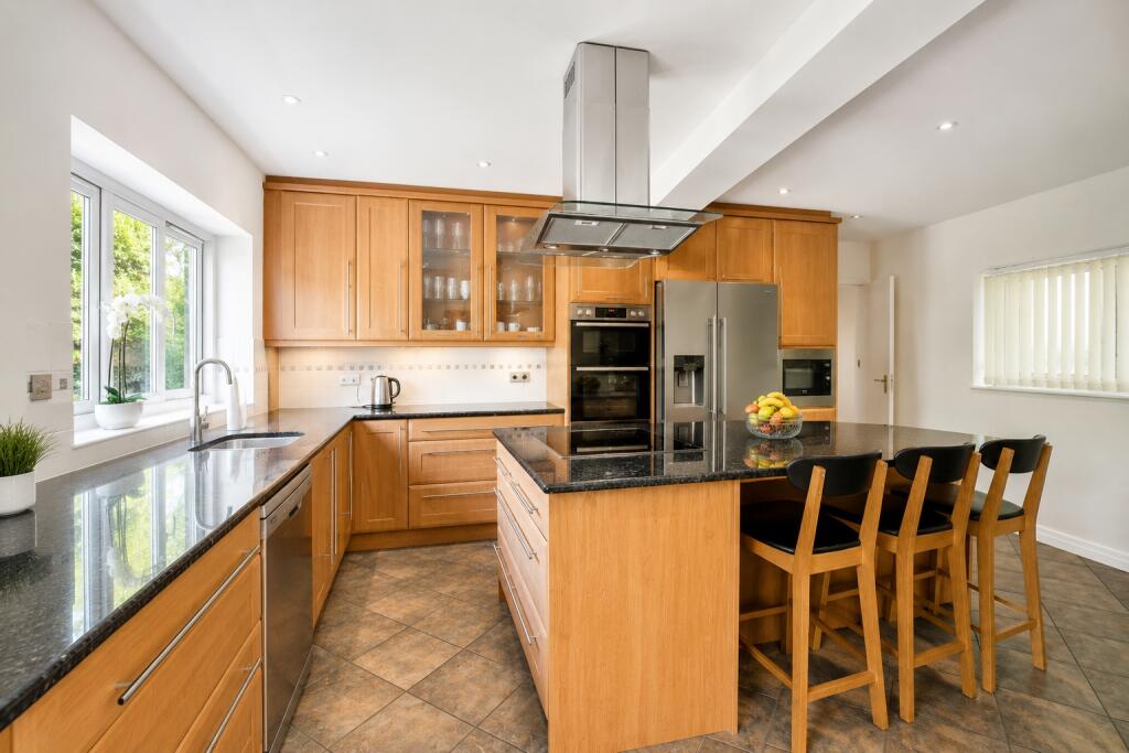 Hampton Lane, Solihull, West Midlands, B91 photo 5