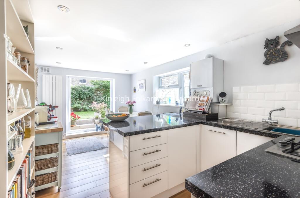 Main image of property: Glebe Street, Chiswick, London, W4