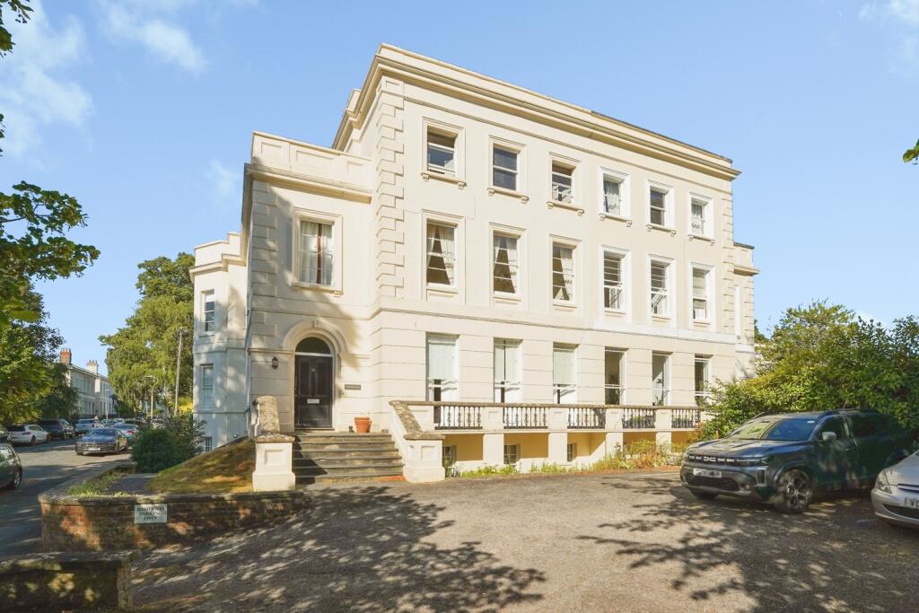 Main image of property: London Road, CHELTENHAM, Gloucestershire, GL52
