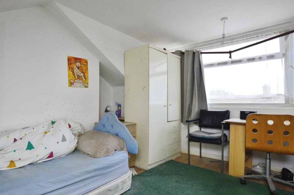 House in London, Custom House, Silvertown - View 4