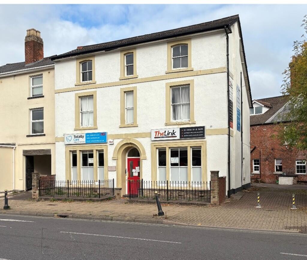 Main image of property: 4 Compton Road, Wolverhampton, West Midlands, WV3