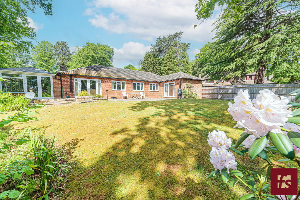 Main image of property: Windrush Heights, Sandhurst, Berkshire GU47 8ET