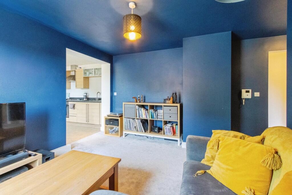 Apartment in Wakefield, West Yorkshire - More