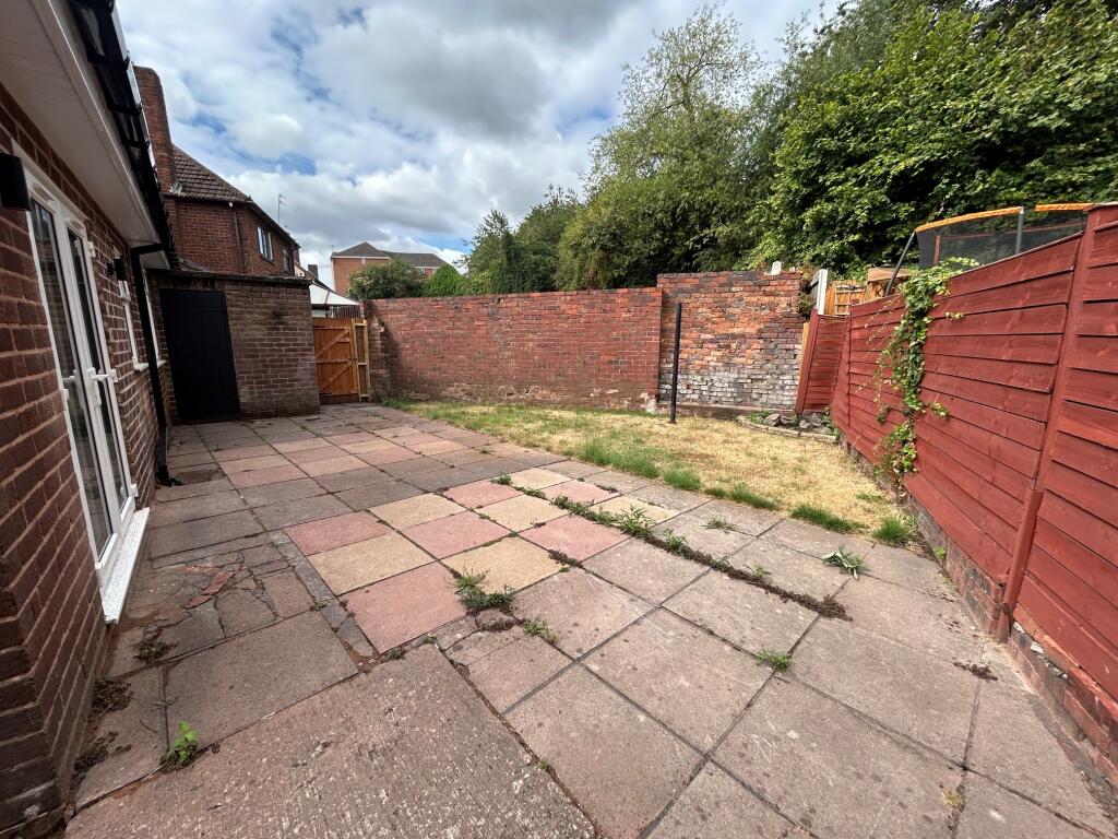 House in Dudley, Darby End - View 5