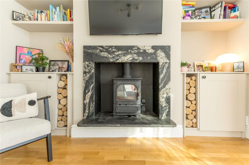 Hawthorne Road, Slaithwaite, Huddersfield, HD7 photo 3