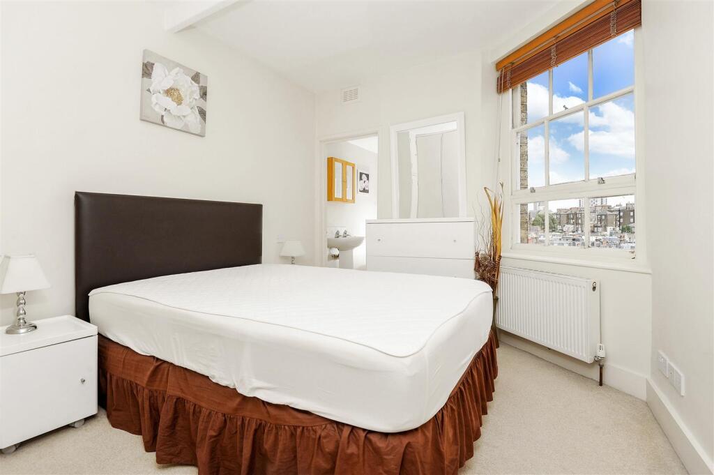 Apartment in London - View 2