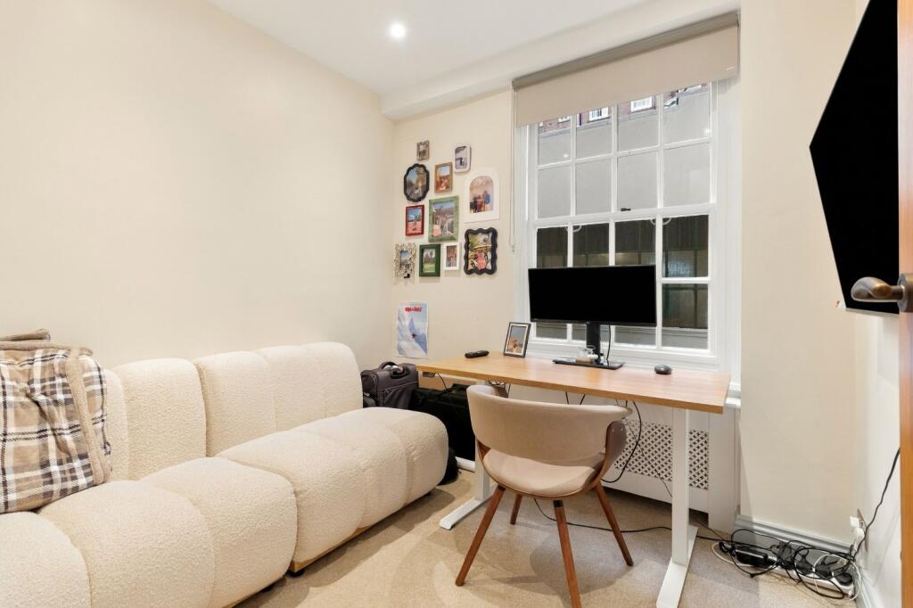Apartment in London, Childs Hill, Golders Green - More