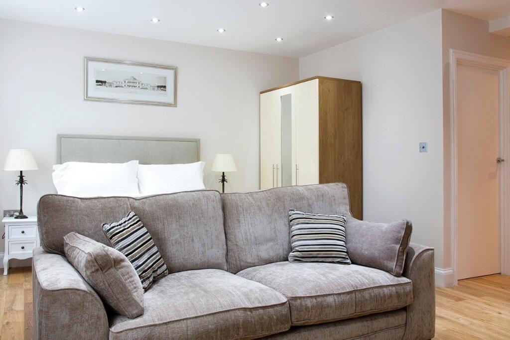 Apartment in London - View 4