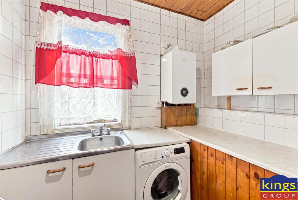 Apartment in London, Leyton - View 5