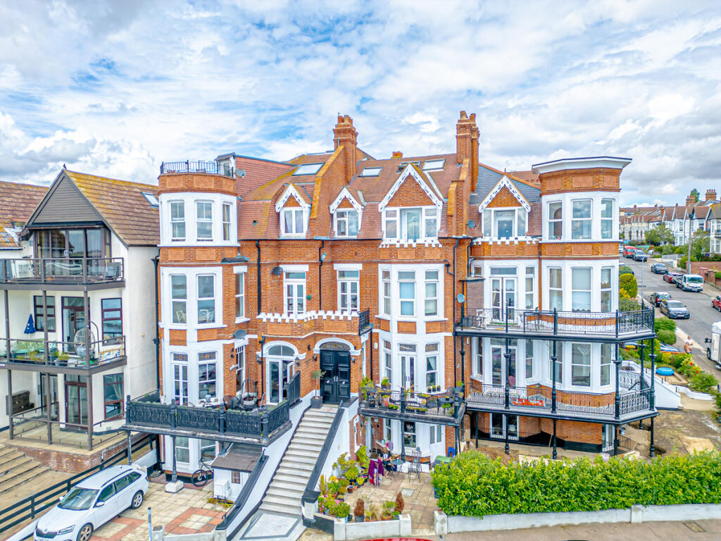Main image of property: Grosvenor Court, Westcliff-on-sea, SS0