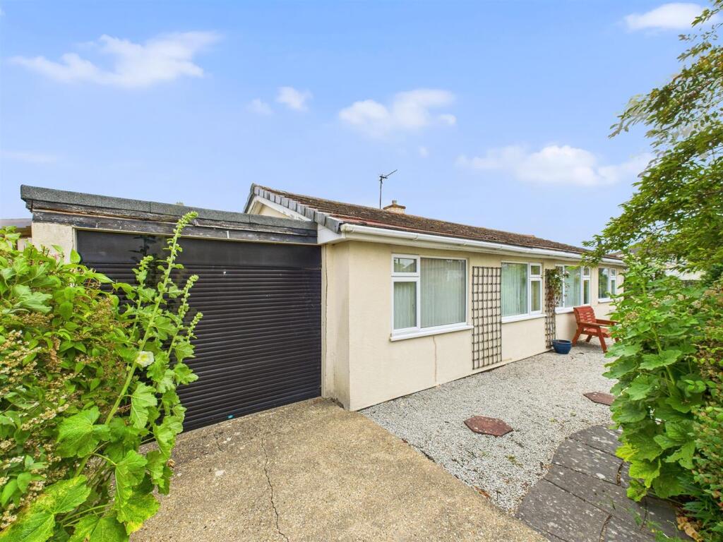 Main image of property: Hall Leas Drive, Sutton-On-Sea, Mablethorpe