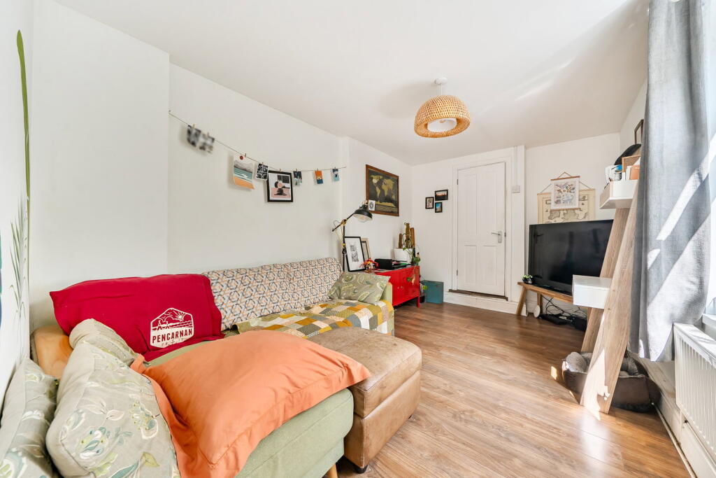 Apartment in Cardiff - View 4