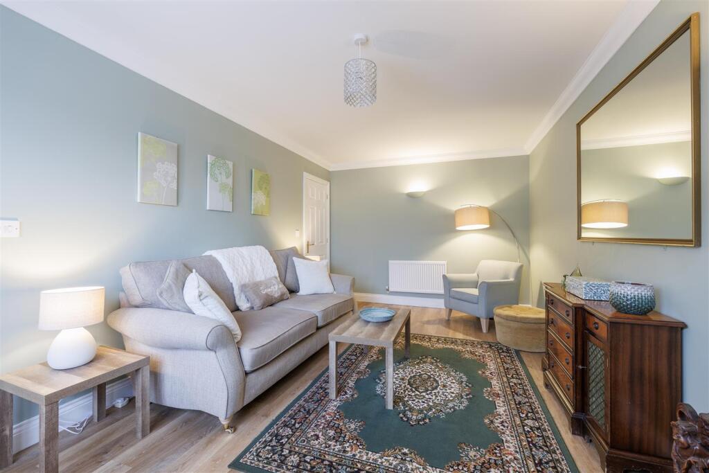 11, Roman Way, Halesworth photo 4