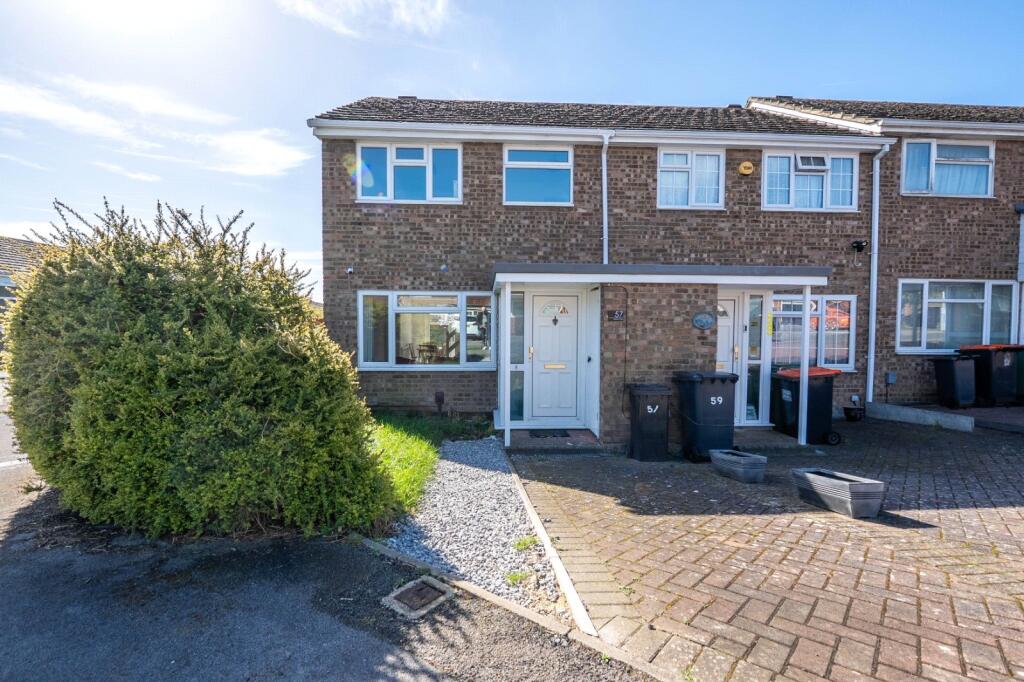 Main image of property: Salters Way, Dunstable, Bedfordshire, LU6