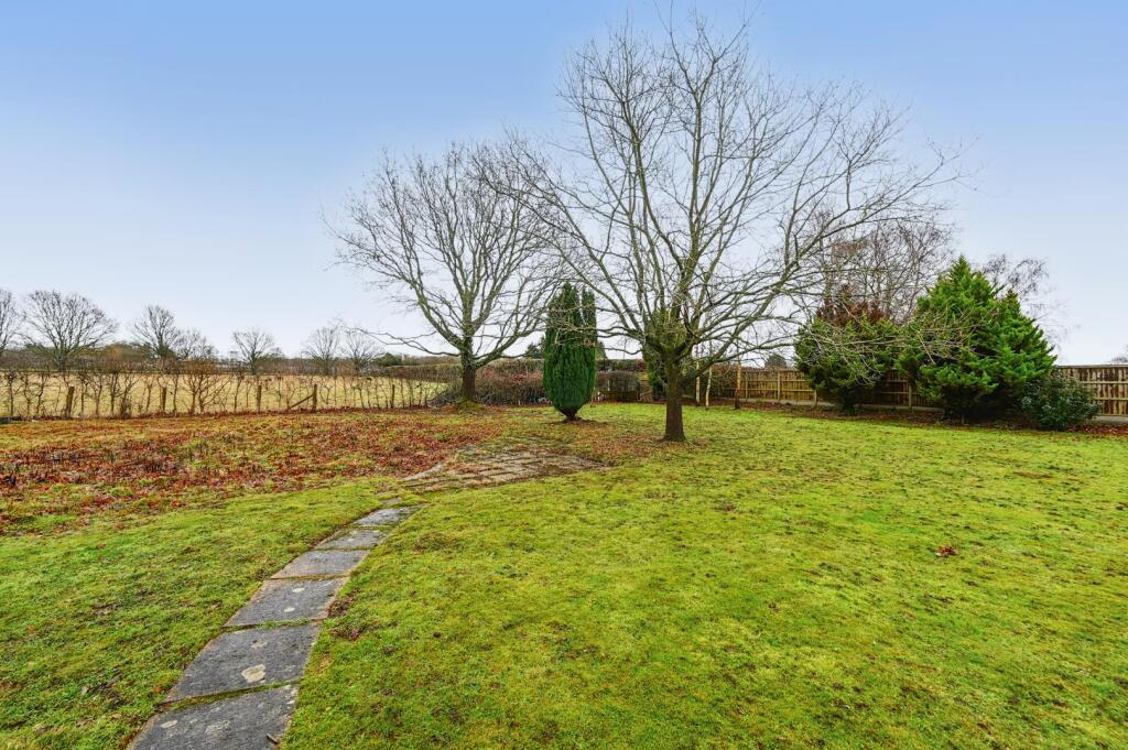 Maidstone Road, Sutton Valence, Kent - View 2