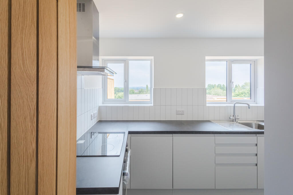Apartment in Swindon - View 4