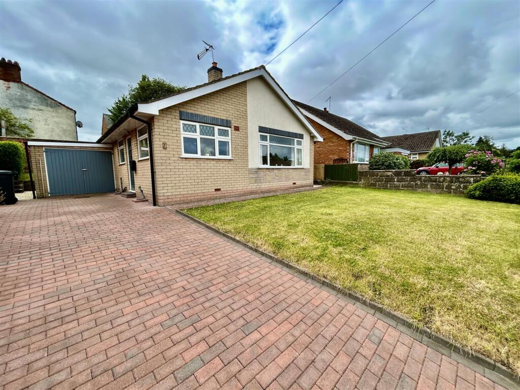 Main image of property: Hillewood Avenue, Whitchurch.
