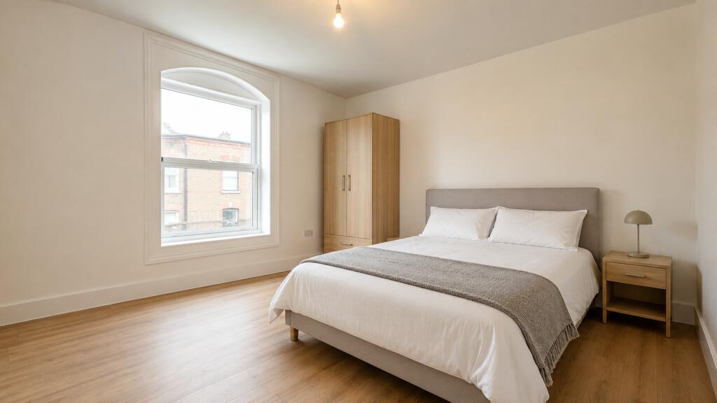 House in London - View 3