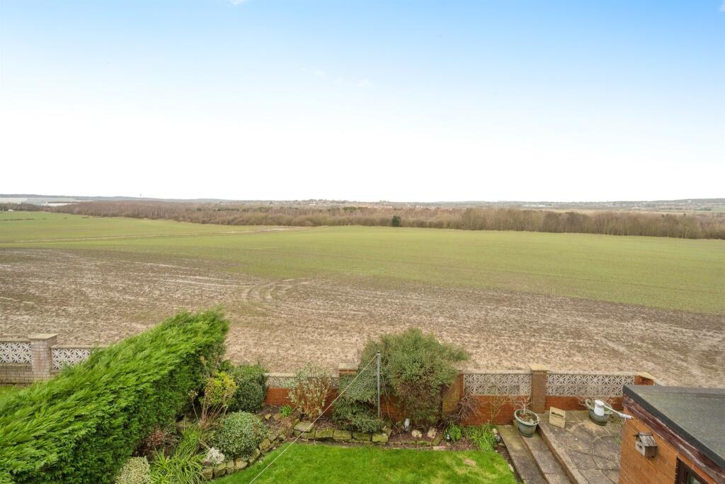 Harlington Road, Adwick-Upon-Dearne, Mexborough photo 3