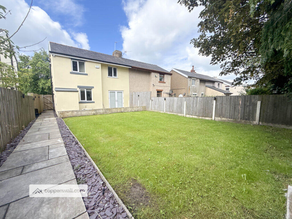 House in Burnley, Lancashire - View 3