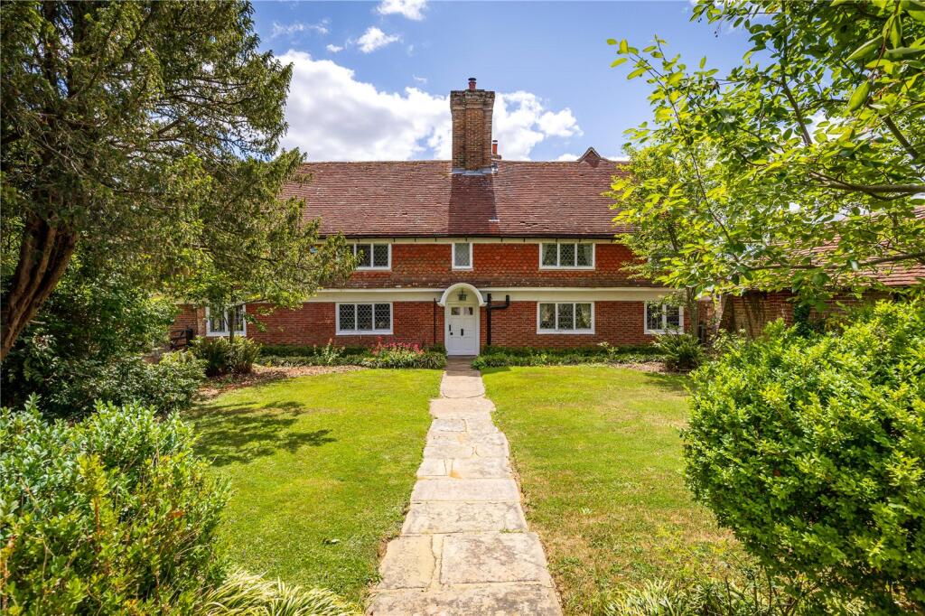 House in Horsham, Rudgwick - More