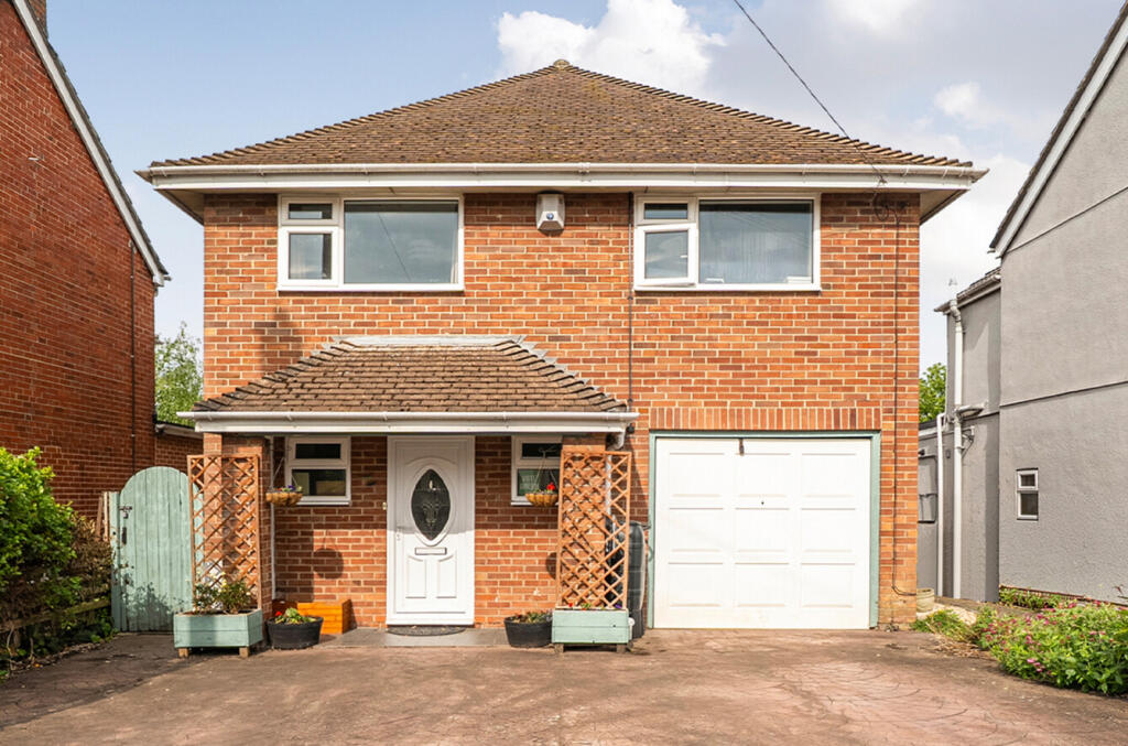 Main image of property: The Broadway, Rodbourne Cheney, Swindon, SN25