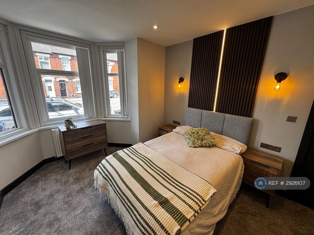 Main image of property: London Road, Stoke-On-Trent, ST4