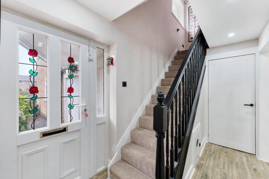 Higher Ridings, Bromley Cross, Bolton, BL7 photo 4