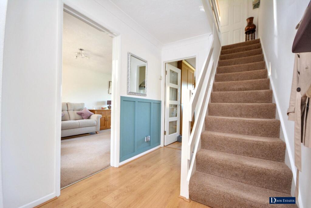 House in London - View 5