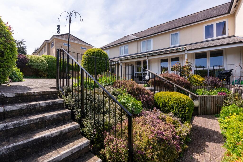 Apartment in Bath, Larkhall - More
