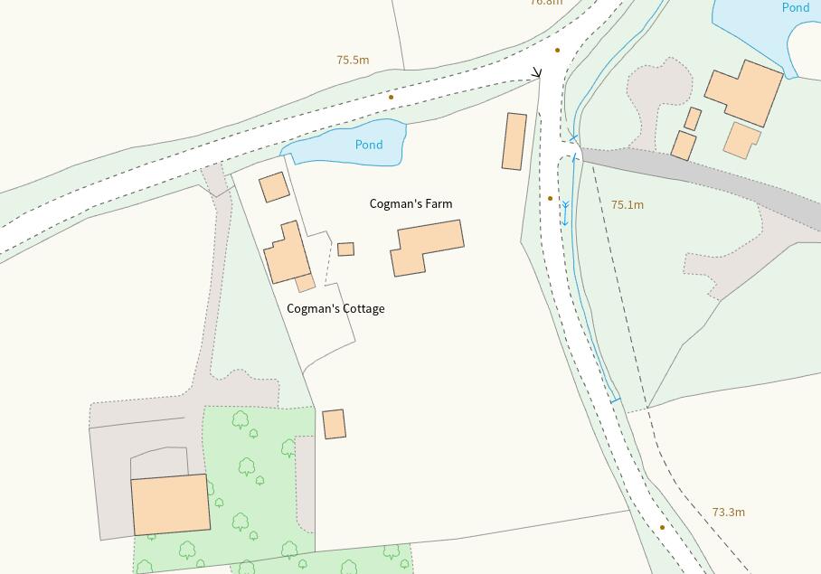 House in Tandridge, Outwood - More