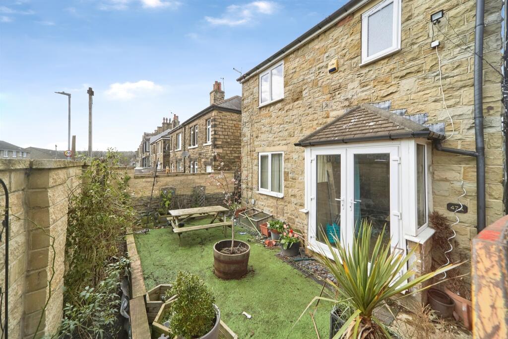 Main image of property: Fairbank, Shipley