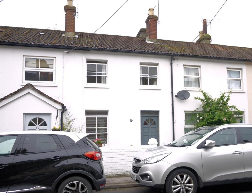 Main image of property: Victoria Road, Alton