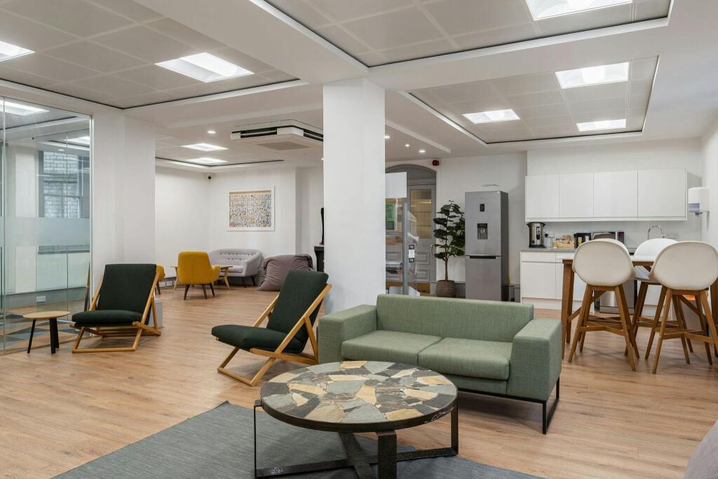 111332_6 Lloyds Avenue (12)_low.jpg