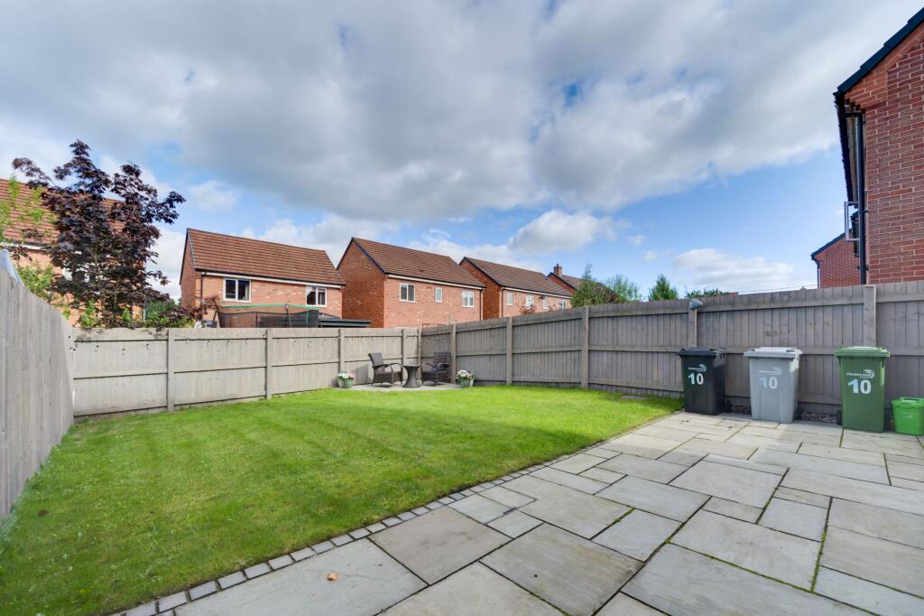Harry Houghton Road, Sandbach, CW11 photo 4